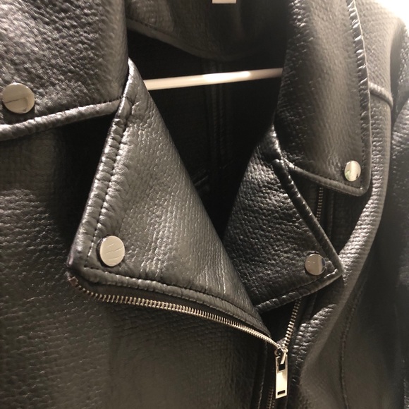 Jacket - Picture 5 of 5